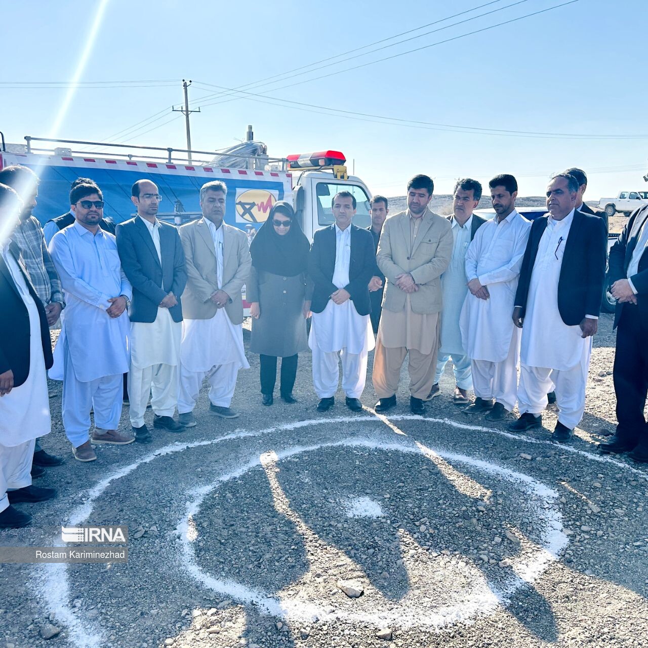 خط جدید شبکه توزیع برق در مهرستان کلنگ زنی شد