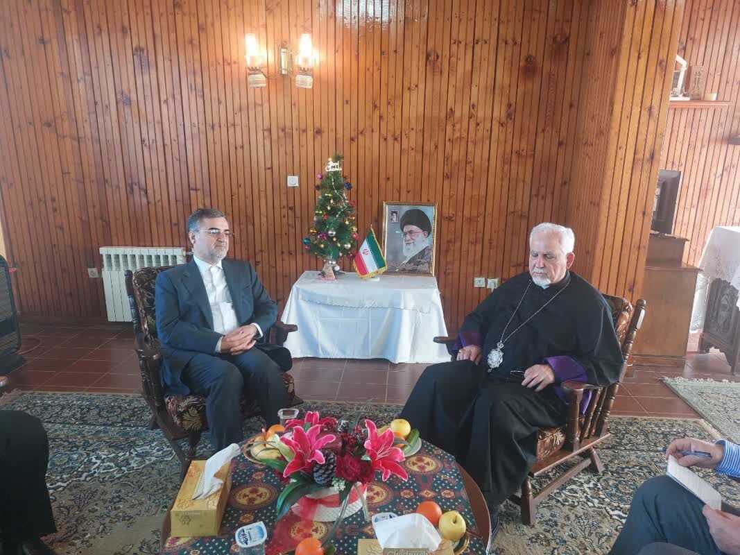 اسقف داویدیان: ارامنه در ایران از تمامی آزادی اجتماعی و دینی برخوردار هستند