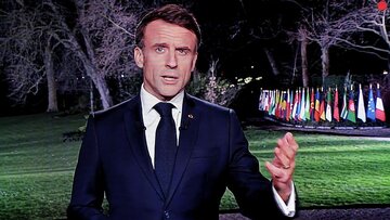 Vœux du 31 décembre de Macron : Un discours vide de stratégie et plein de slogans