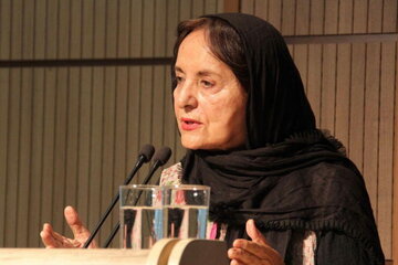 رئیس فرهنگستان زبان و ادب فارسی درگذشت امیربانو کریمی را تسلیت گفت