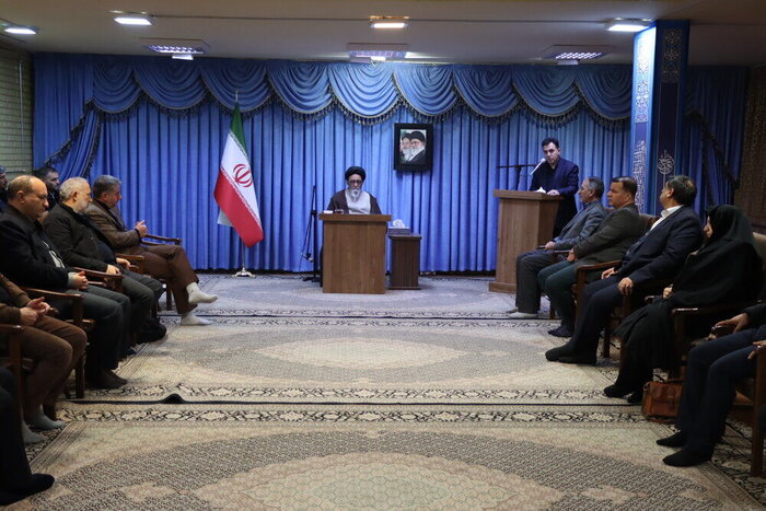 تاکید امام جمعه تبریز بر توزیع عادلانه خدمات شهری