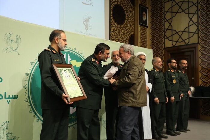 روایت فرمانده نیروی دریایی سپاه از نسل جدید شناورهای بدون سرنشین ایرانی