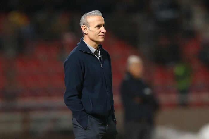 خبیری: گلمحمدی مربی پرسپولیس است/ با همه ظلمها باز هم قهرمان میشویم