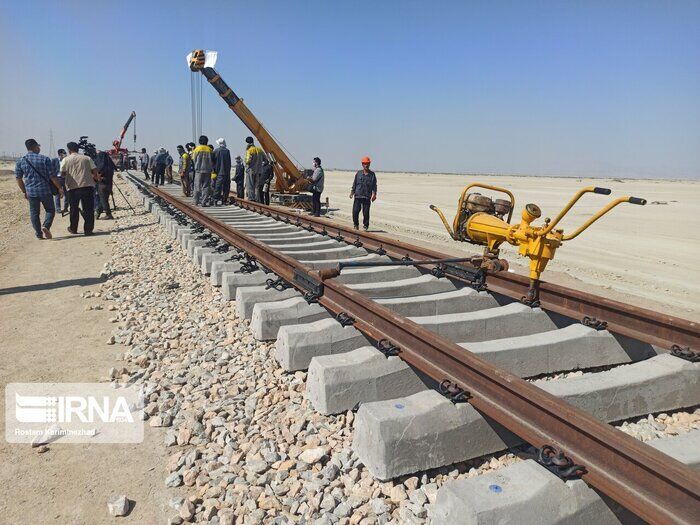 توسعه‌ سیستان و بلوچستان با بهره‌برداری از راه‌آهن چابهار - زاهدان