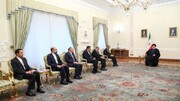 Raisi: Irans neue Botschafter sollten alle Möglichkeiten nutzen, um die internationalen und regionalen Beziehungen zu vertiefen