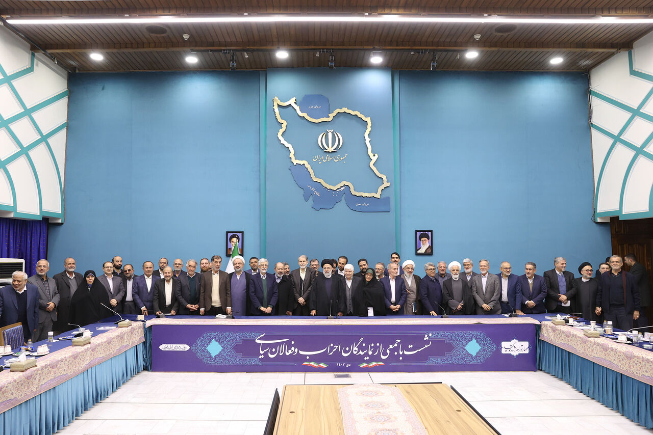بازی با افکار عمومی به سبک منتقدان/ پشت پرده ادعاهای بدون سند علیه دولت چیست؟ بازی با افکار عمومی به سبک منتقدان/ پشت پرده ادعاهای بدون سند علیه دولت چیست؟