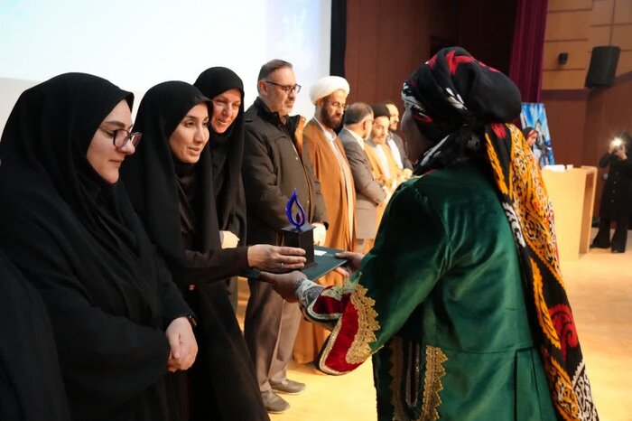 بانوی تمدن ساز ایران اسلامی، مادر مهربان و الگوی موفق جامعه