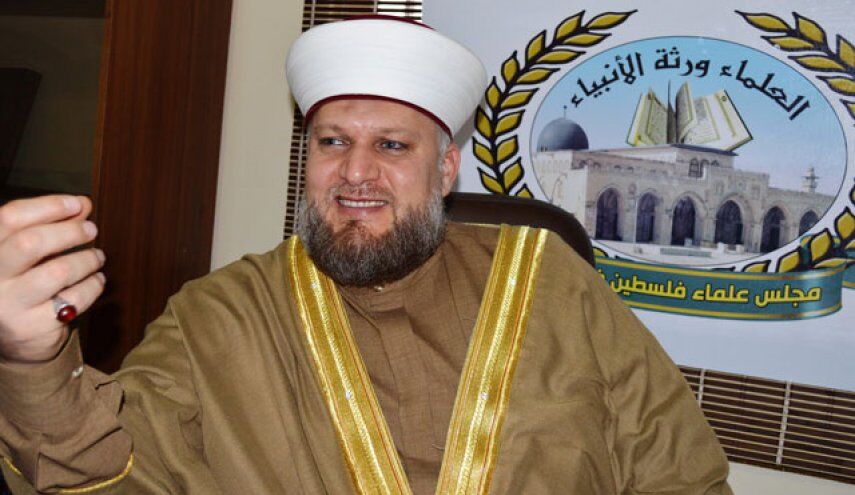 الناطق الرسمي لمجلس علماء فلسطين في لبنان: الثورة الإسلامية غیّر معالم التاریخ