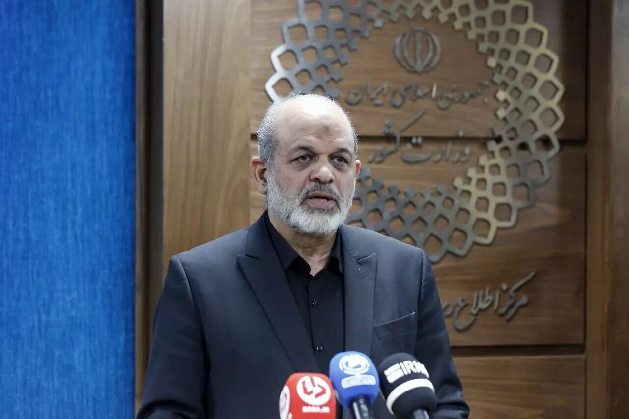 İçişleri Bakanı: Kirman Olayında Şehitlerin Çoğu İkinci Patlamadan Kaynaklandı / Kirman'da Durum Kontrol Altındadır