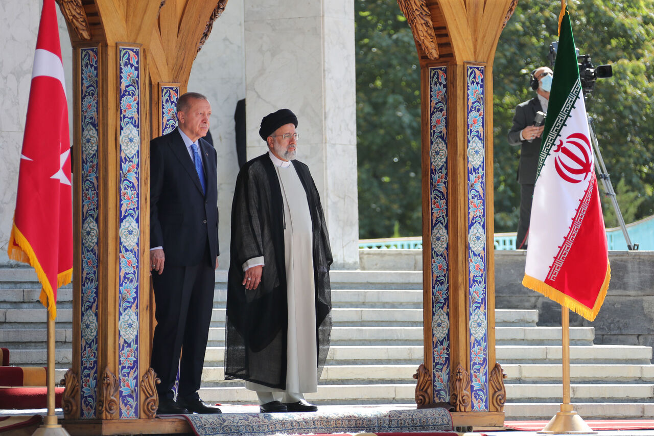 Attentat terroriste de Kerman : le Président Raissi annule sa visite en Turquie