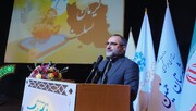 جای هنرمندان در پرداختن به موضوع غزه خالی است