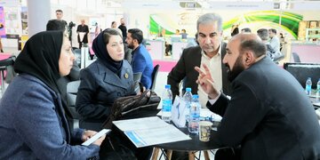 برگزاری بیش از ۸۰ نشست تجاری بین هیات های خارجی و شرکت های‌ ایرانی در نمایشگاه ایران‌ساخت