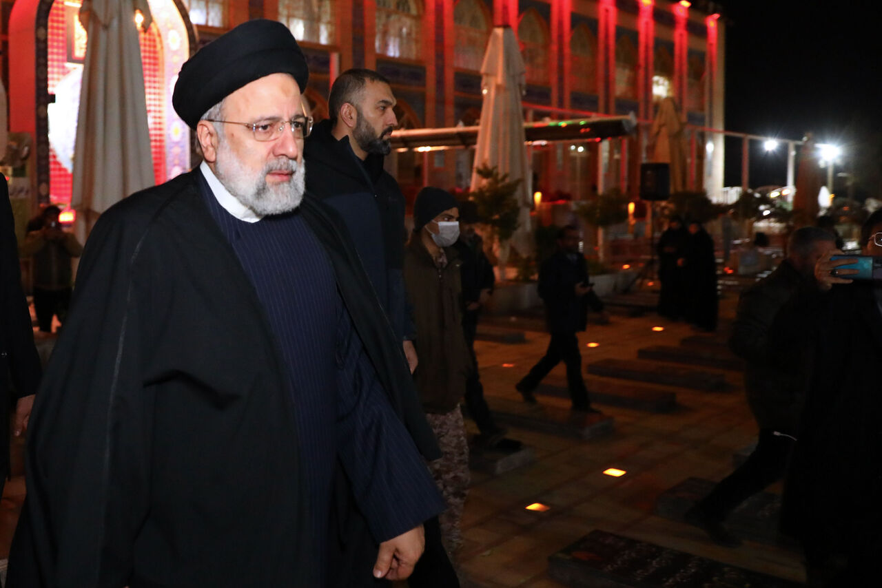 کرمان میں دہشت گردانہ حملے کے عوامل کی شناخت اور تعاقب کی رپورٹ صدر ایران کو پیش کردی گئی