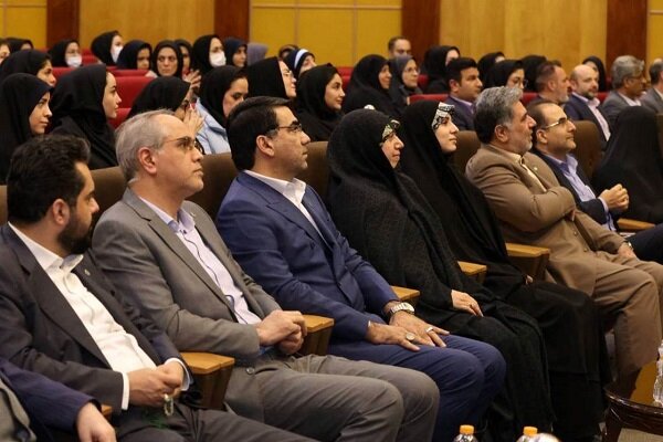 سهم بانوان در مناصب مدیریتی و تخصصی بانک توسعه تعاون افزایش یافته است