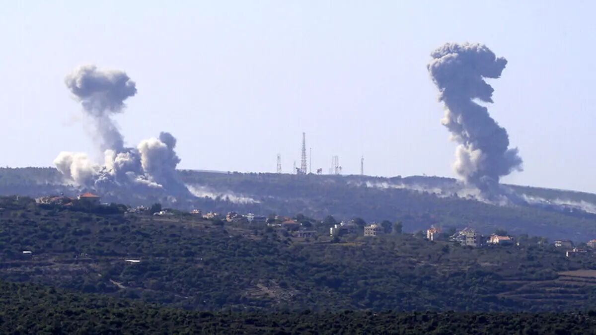 Hezbolá ataca base aérea israelí con 62 misiles