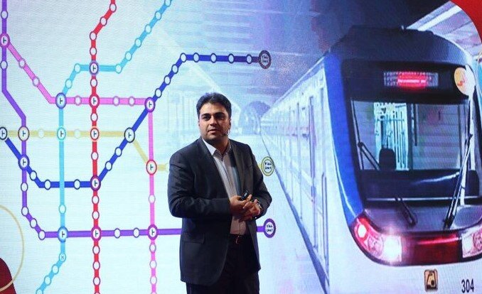 اولین سری اتوبوس و تاکسی برقی تا بهمن ماه وارد کشور میشود