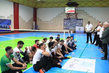 بازدید اسبقیان از تمرینات تیم‌های ملی پاراتیراندازی و والیبال نشسته