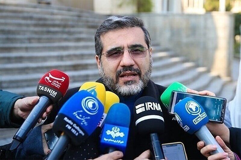 وزیر فرهنگ: اصحاب فرهنگ و هنر پیشگام حضور پای صندوق‌های رای باشند