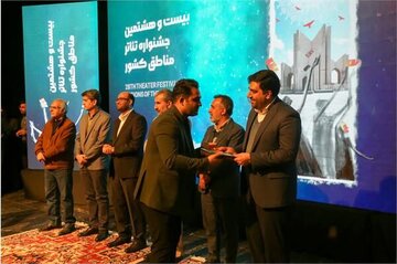 هنرمندان اردبیلی در جشنواره تئاتر منطقه‌ای سهند تبریز درخشیدند