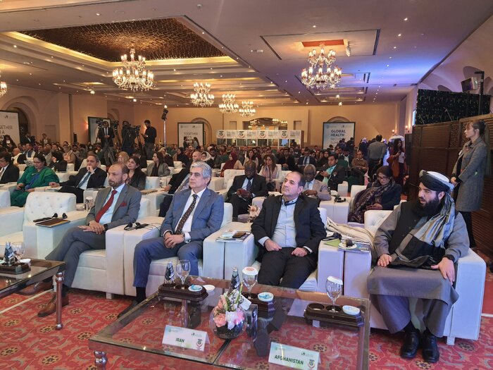 ایران آماده همکاری با همسایگان شرقی برای ریشهکنی بیماریهای عفونی است