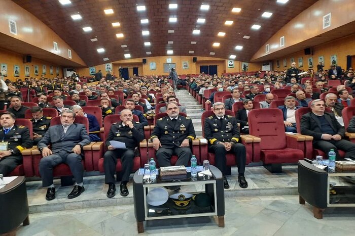 معاون ستاد کل نیروهای مسلح: تمدن دریایی در حوزه های مختلف تاثیرات شایانی دارد