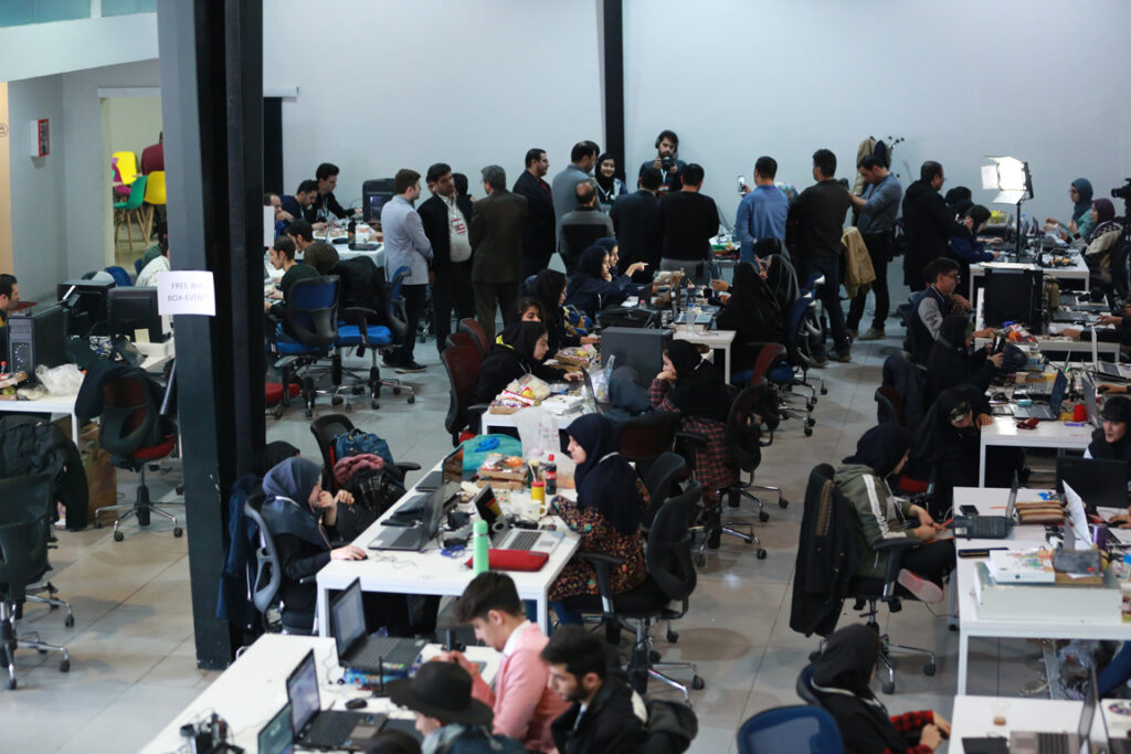 افزایش خانههای خلاق به ۱۸۰۰ شرکت/راه اندازی صندوق حمایتی با ۵۰۰ میلیارد تومان سرمایه 4 افزایش خانههای خلاق به ۱۸۰۰ شرکت/راه اندازی صندوق حمایتی با ۵۰۰ میلیارد تومان سرمایه