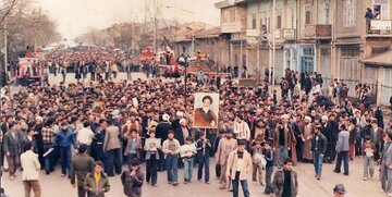 نقش مردم گیلان در پیروزی انقلاب اسلامی برای نسل جوان تبیین شود