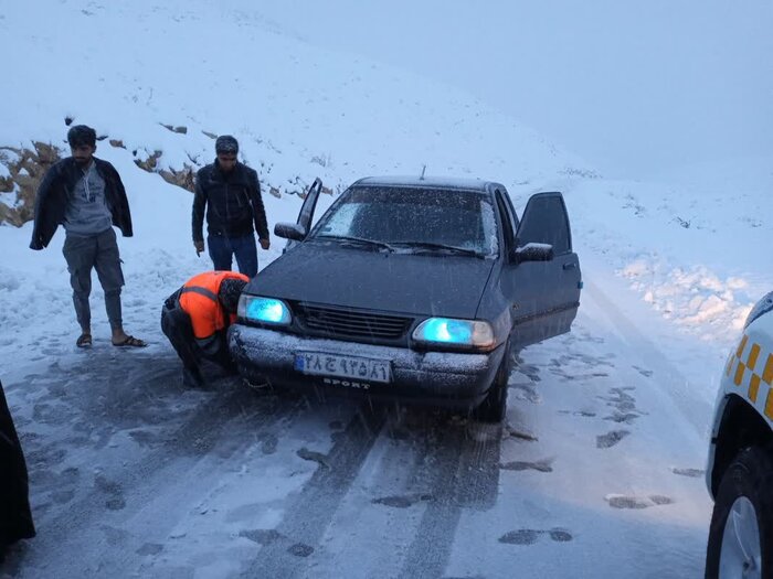 کولاک سنگین برف در کوهرنگ / توصیه راهداری به رانندگان + عکس 3