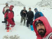 امدادگران هلال‌احمر چهارمحال و بختیاری ناجی ۲ نفر در ارتفاعات جهانبین‌ شدند