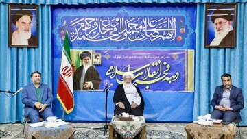 استاندار یزد: دهه فجر فرصت مناسبی برای تبیین اهمیت انتخابات است