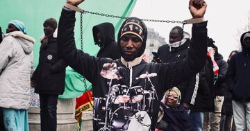France : les manifestations contre la loi immigration