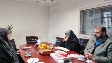 دیدار دستیار رئیس‌جمهور با دختر امام موسی صدر
