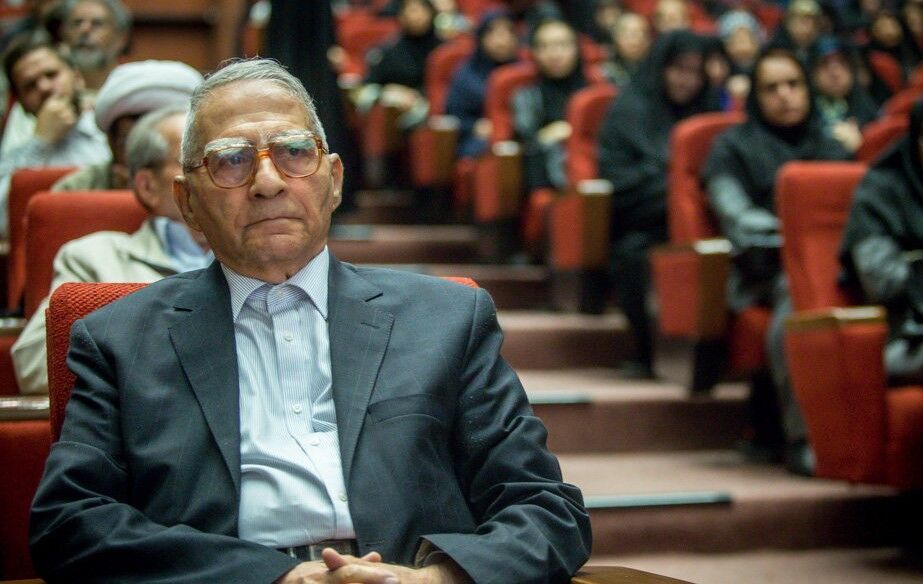 Prominent Iranian philosophy professor Mojtahedi dies at 93