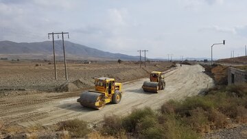 ساخت راه‌ روستایی گنجه بدره با ۱۳ درصد پیشرفت در حال اجرا است