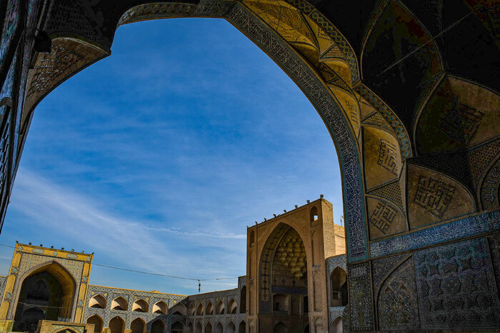 عبور مترو از جوار «مسجد «جامع» اصفهان زیر ذرهبین یونسکو قرار گرفت