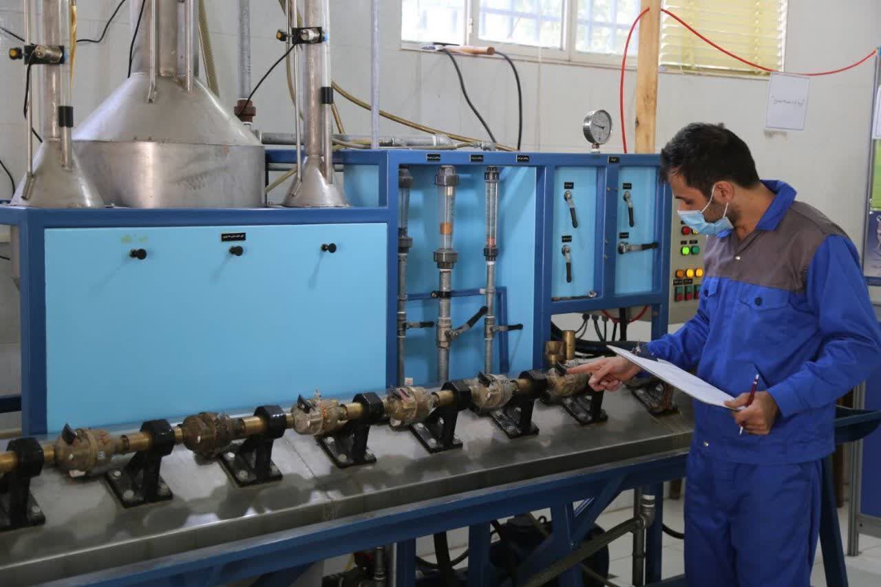 نوسازی و بازسازی شبکه‌های فرسوده آب در شیراز؛ تعویض ۱۷ هزار کنتور