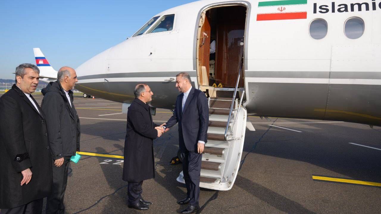 Iran's FM arrives in Switzerland to participate in World Economic Forum