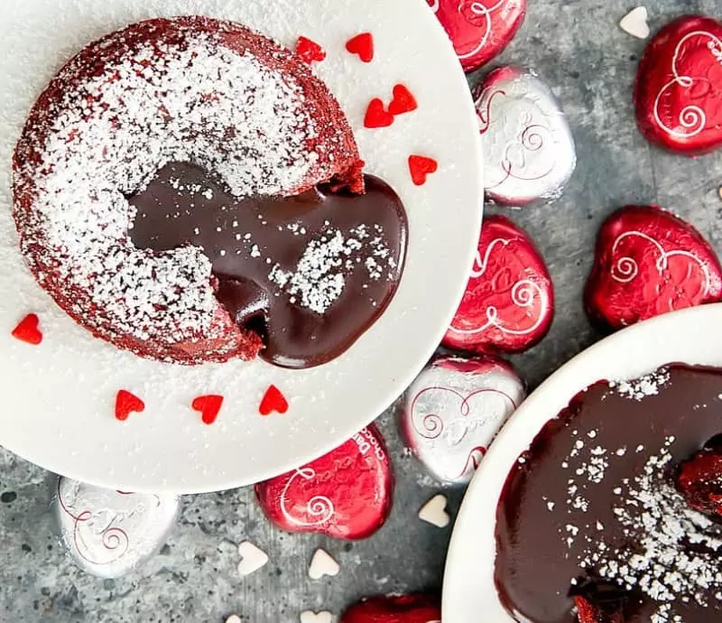 طرز تهیه دسرهای گرم زمستانی از سراسر جهان