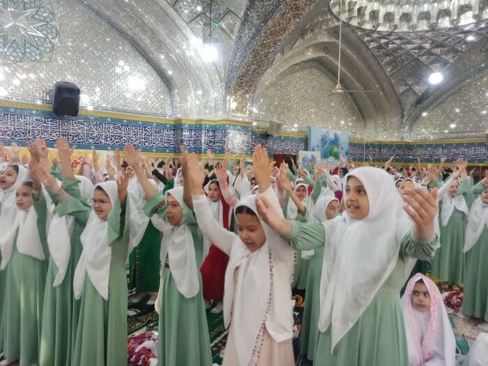 جشن بهار عبادت ۶۵۰ دانشآموز دختر گنبدی+ فیلم