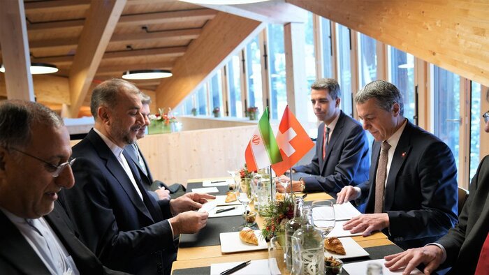 AmirAbdullahian rencontre son homologue suisse à Davos