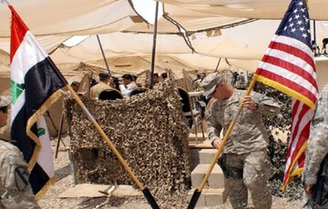 تحلیلگر عراقی: آمریکا خیال رفتن ندارد/ واشنگتن با واکنش قوی روبرو خواهد شد