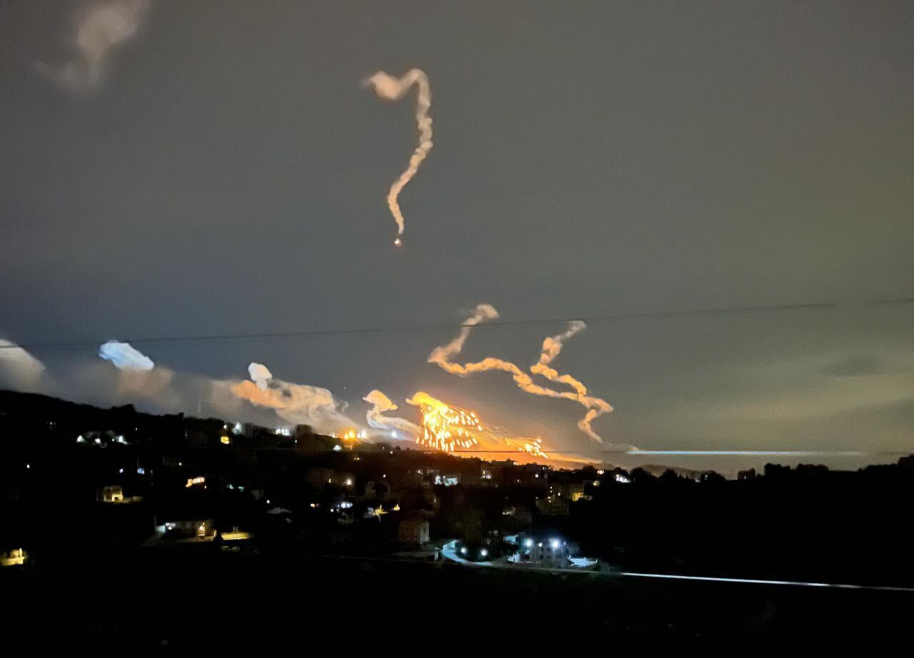 Zionists’ phosphorous bombs target southern Lebanon