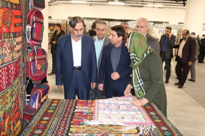نمایشگاه تولیدات صنایع دستی در بجنورد گشایش یافت