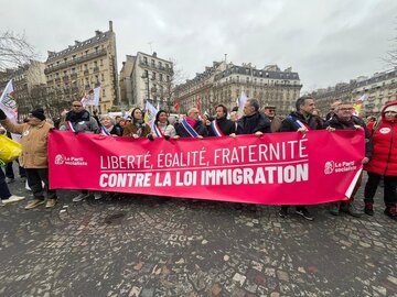 Manifestation contre la Loi Immigration