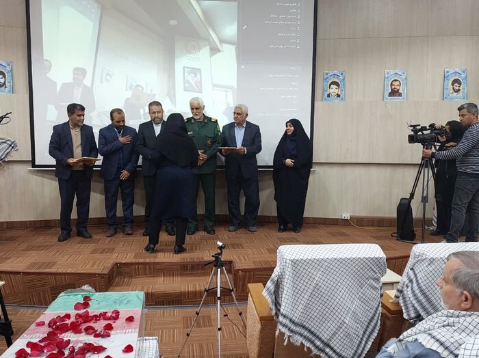 پیکر مطهر شهید گمنام در بهزیستی خوزستان تشییع شد