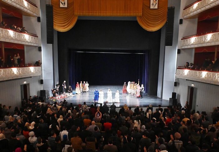 استادانی که دانشجویان را در جشنواره تئاتر فجر تنها نگذاشتند
