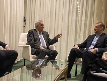 Les ministres iranien et libanais des AE se rencontrent à New York