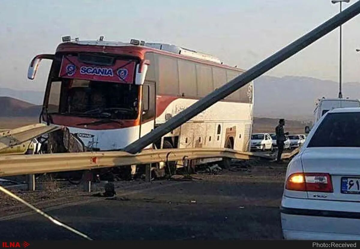 مصدومان حادثه اتوبوس در جاده امام رضا محدوده پاکدشت به ۳۰ نفر رسید/ فوتی نداشته است