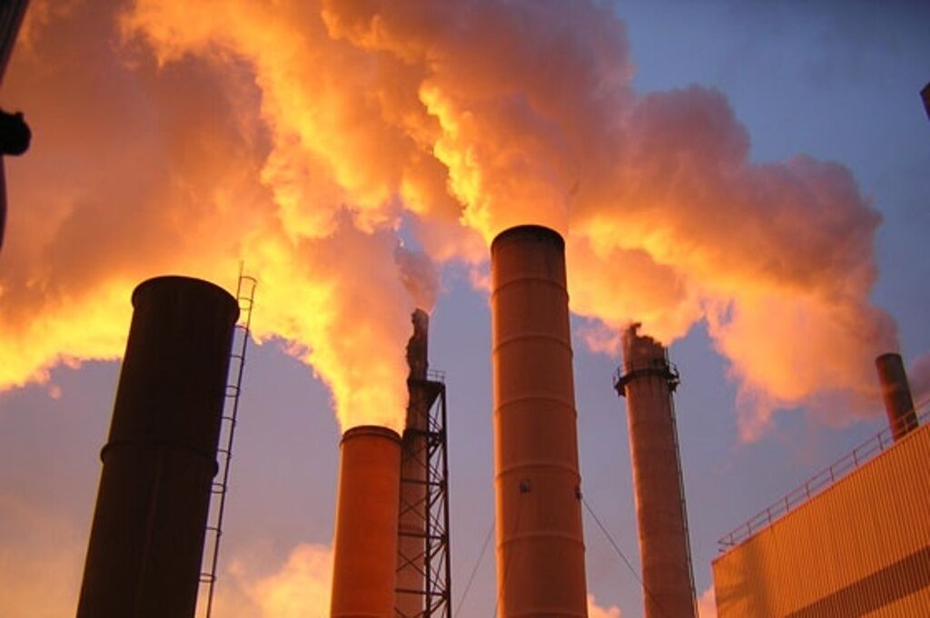 ۱۰ کارخانه آلاینده محیط زیست در دامغان به دستگاه قضایی معرفی شدند