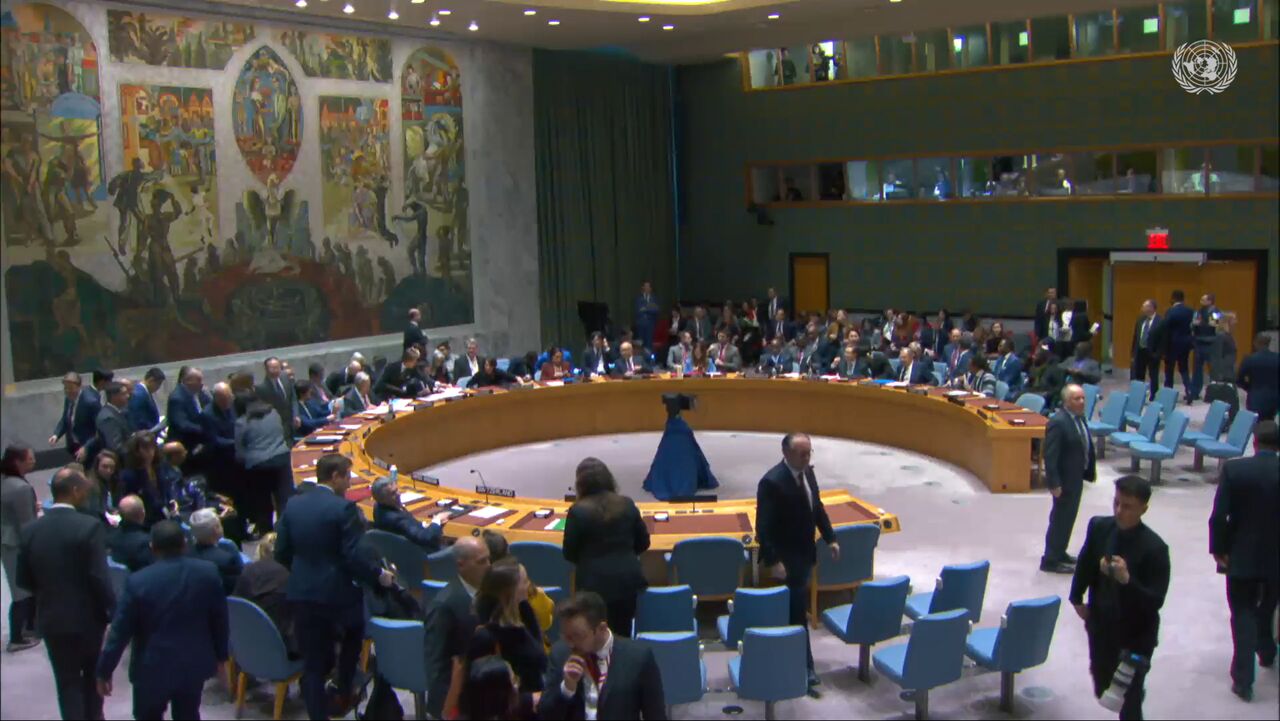 خروج دیپلمات‌ها از نشست شورای امنیت در اعتراض به سخنرانی نماینده اسرائیل